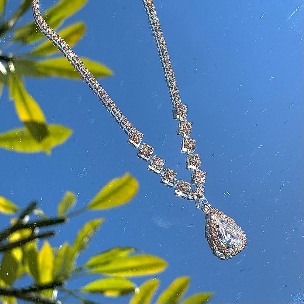 rhinestone necklace 🤍